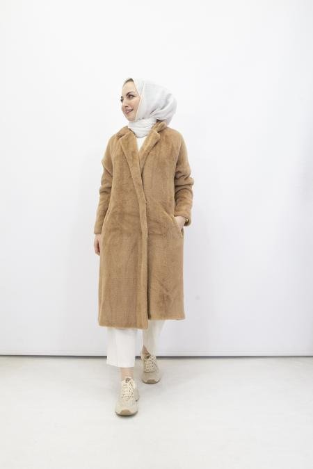 Feray Kaya 24726 Kürk Kaban